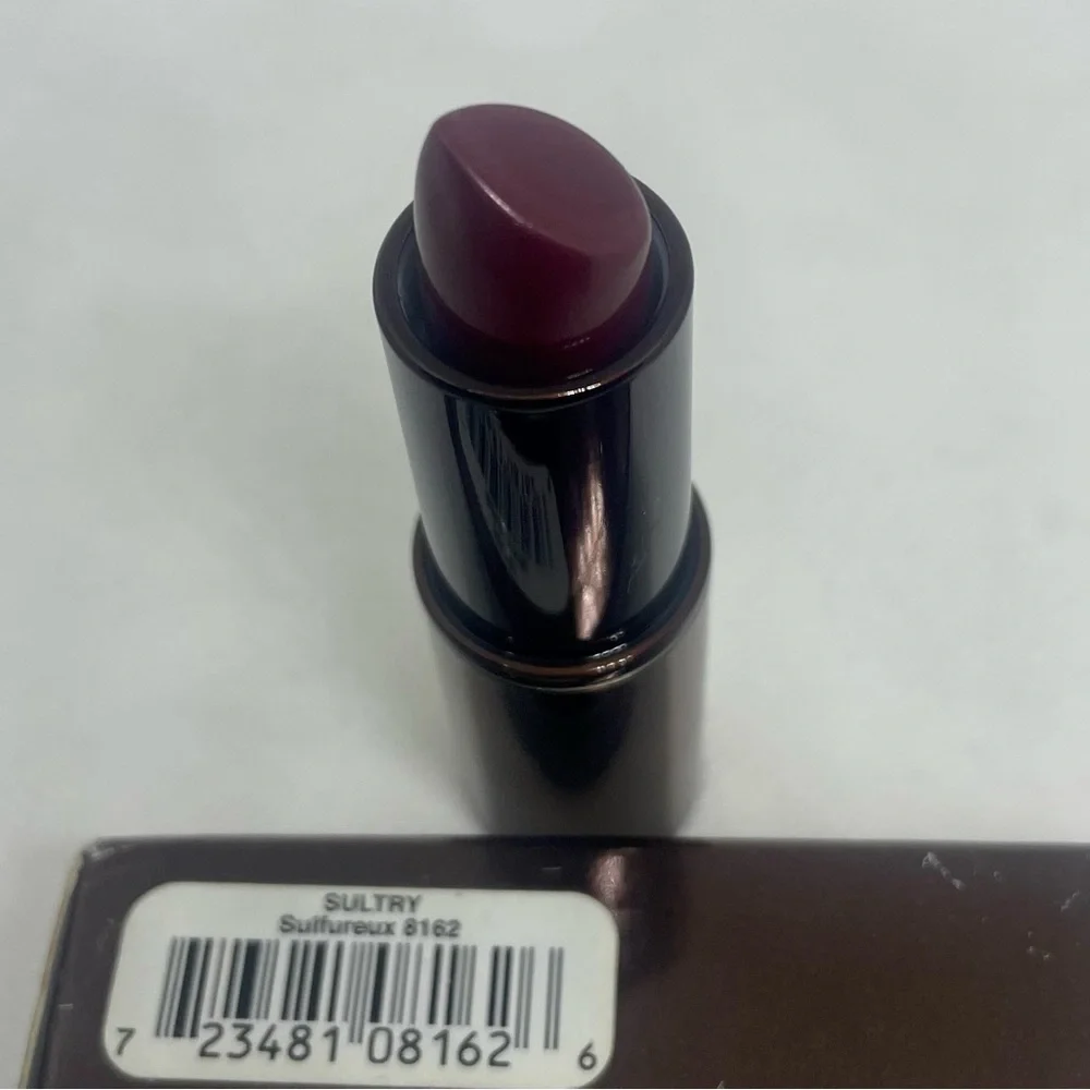 COPY - ⭐️⭐️HOST PICK⭐️⭐️ Fashion Fair Lipstick Rouge à lèvres Sultry #8162